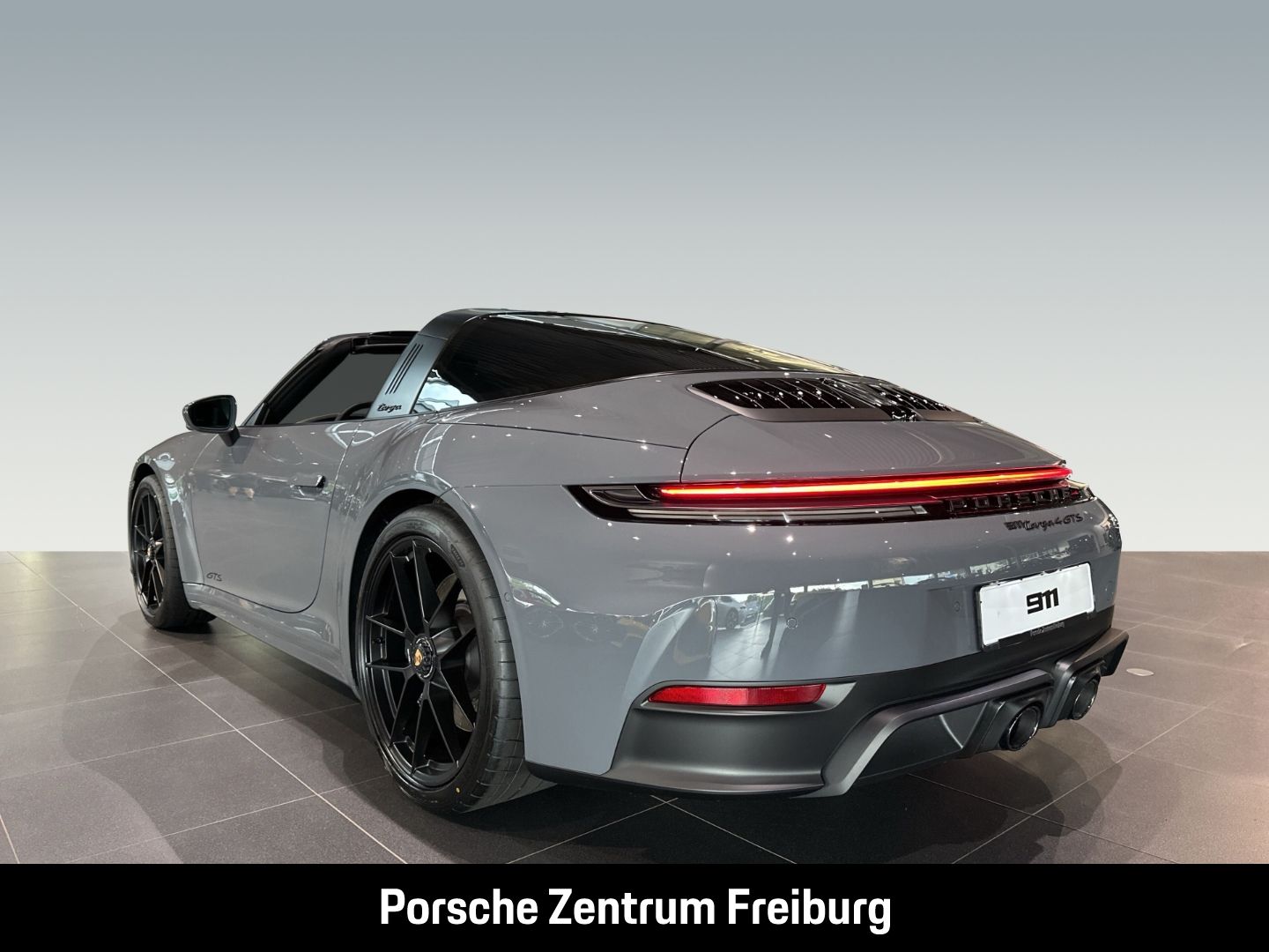 Porsche 992 911 Targa 4 GTS BOSE Sportabgasanlage LED