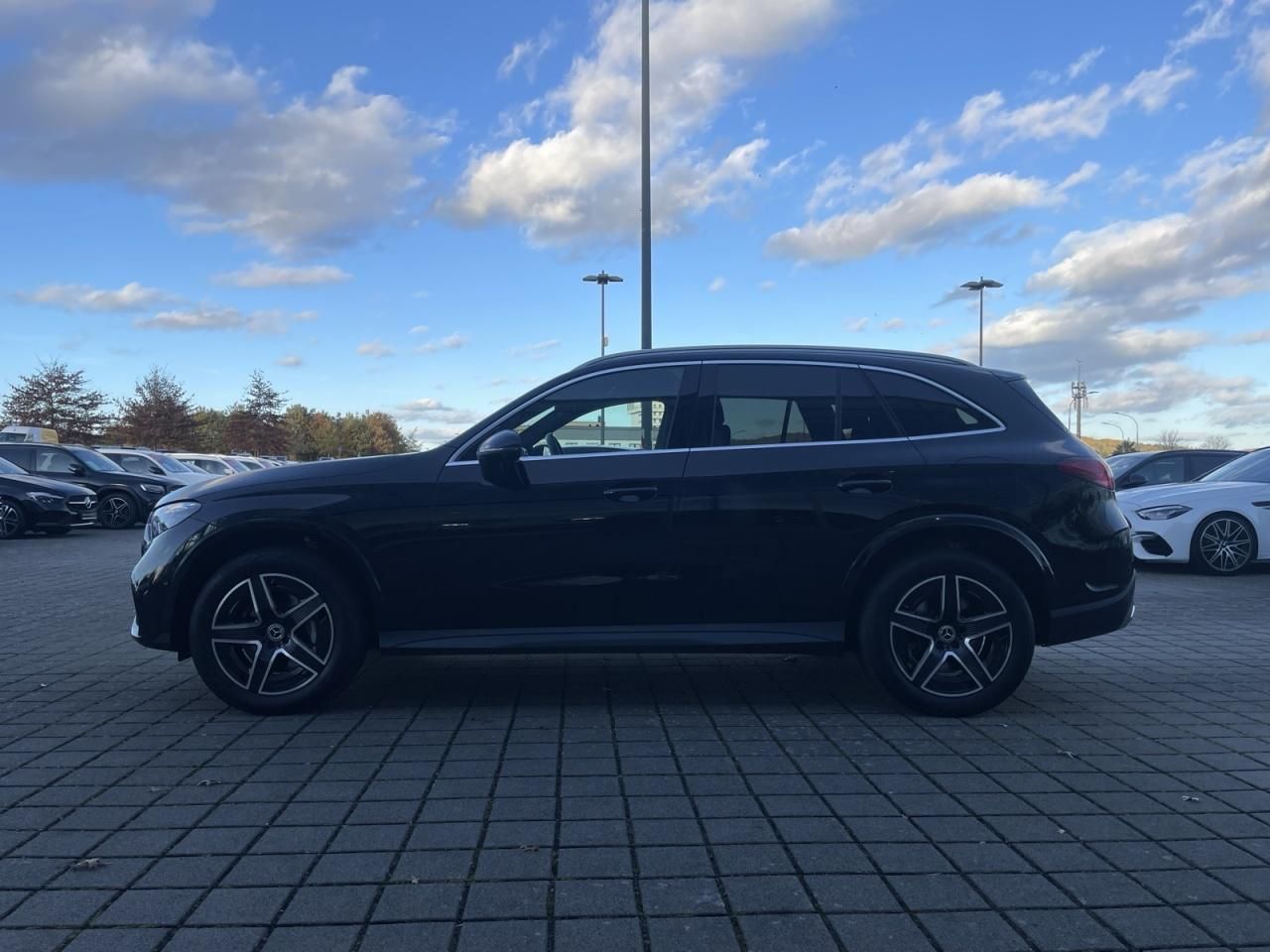 Mercedes-Benz GLC 300 e 4MATIC Pano SpurW LM S-Sitz ACC PDC
