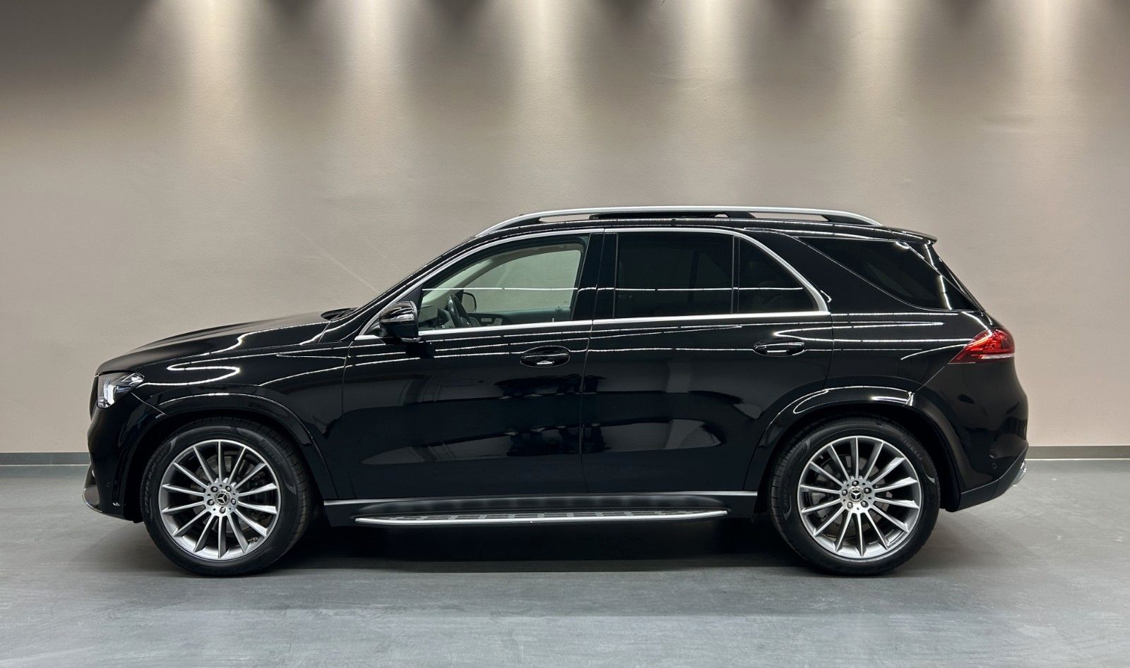 Mercedes-Benz GLE400 d 4M ***AMG LINE***ACTIVE BODY CONTROL***