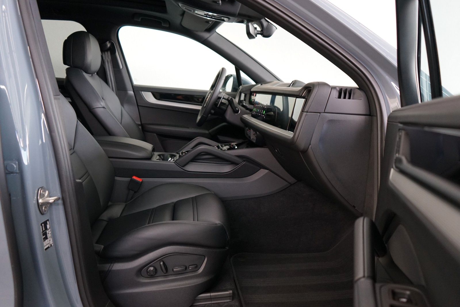 Porsche Cayenne E-Hybrid/P-Display/HAL/HD/14W/INNO/360°