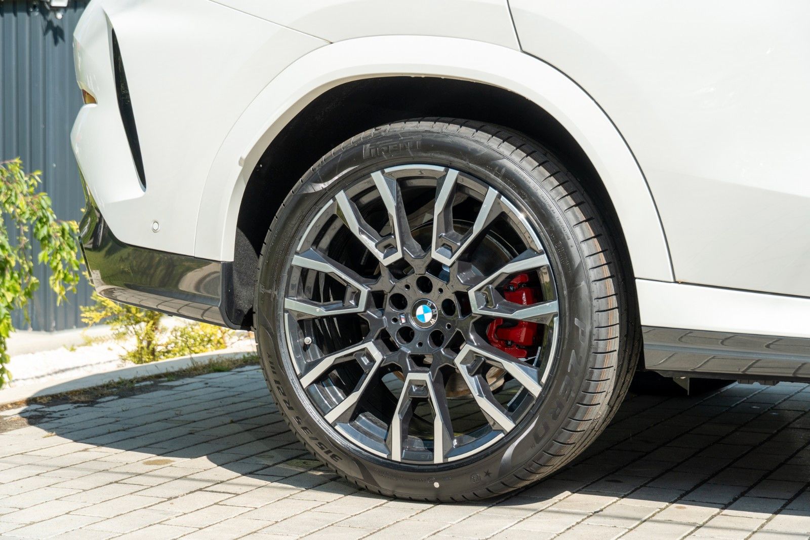 BMW X6 40d M SPORT.SOFTCLOSE.SKY.DR.ASS.H/K.360°.AHK