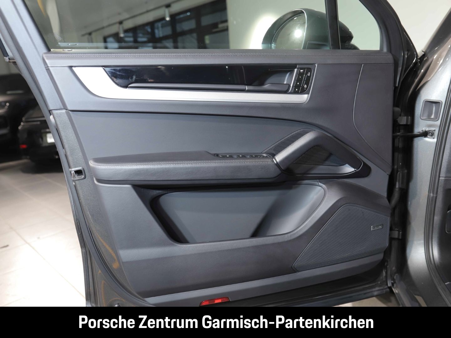 Porsche Cayenne E-Hybrid 360 Kamera Memory Sitze Temp