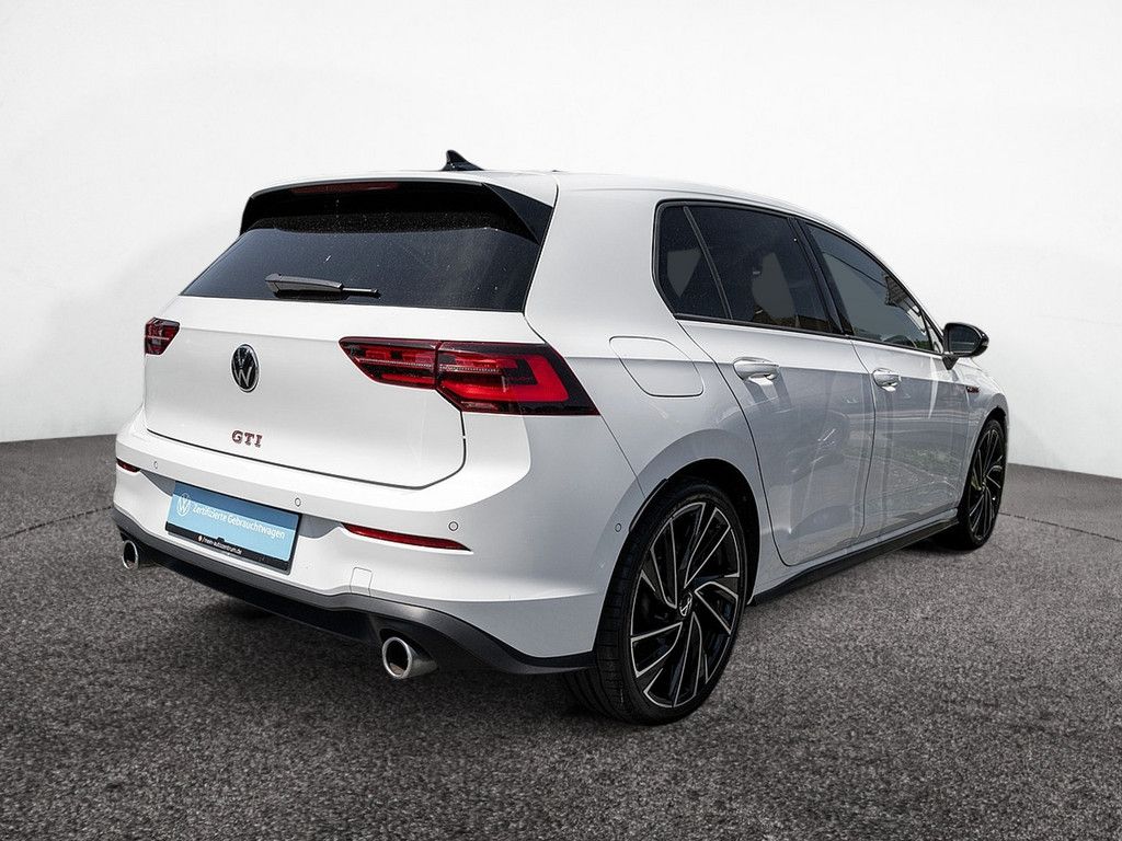Volkswagen Golf VIII GTI DSG PANO HUD MATRIX H/K DCC ACC