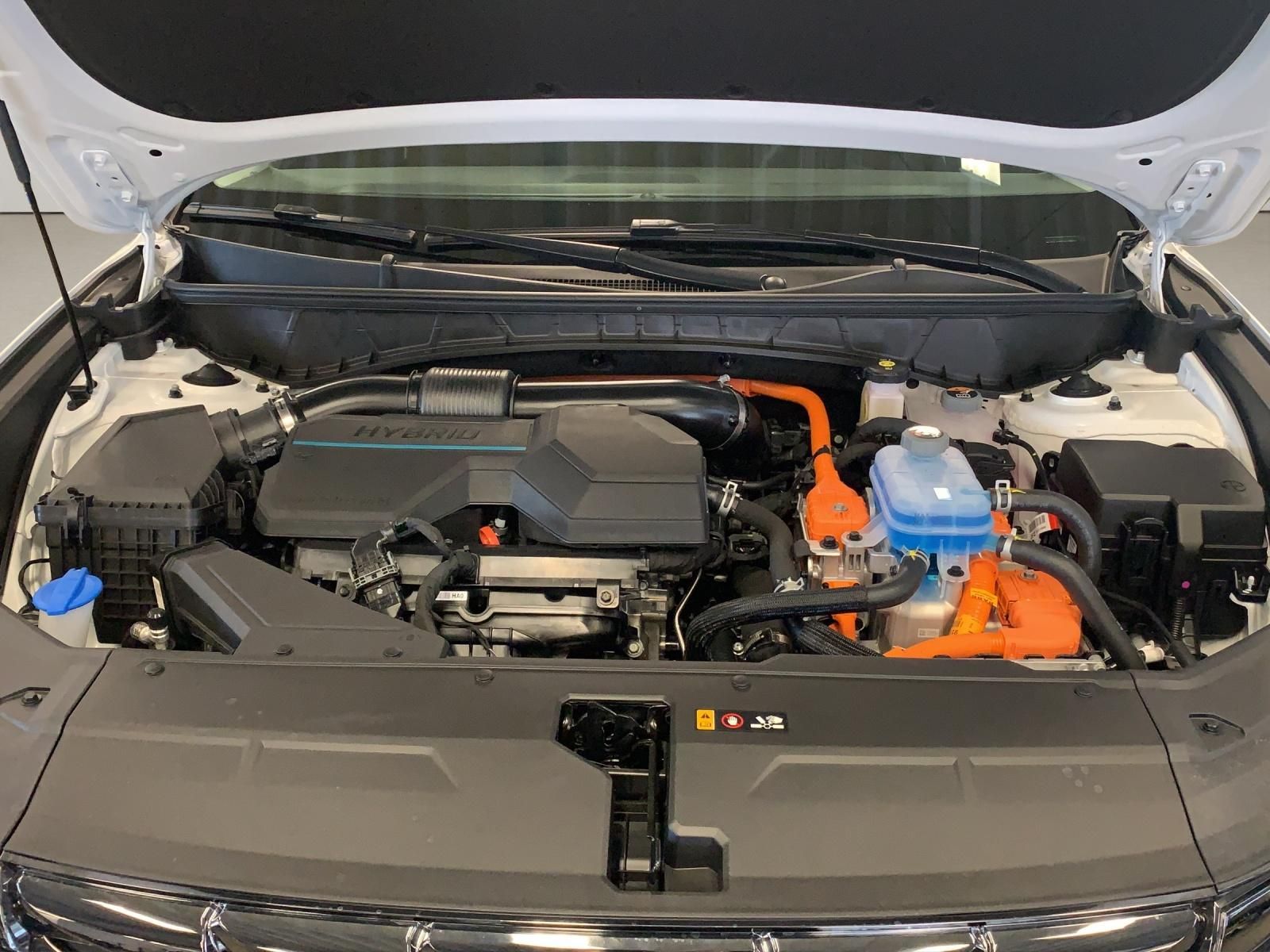 Hyundai TUCSON 1.6 Plug-In-Hybrid 'Trend' 4WD - Samsaru's Car Outlet