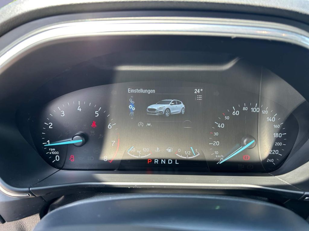 Ford Focus 1.0EcoBoost Active - Samsaru's Car Outlet