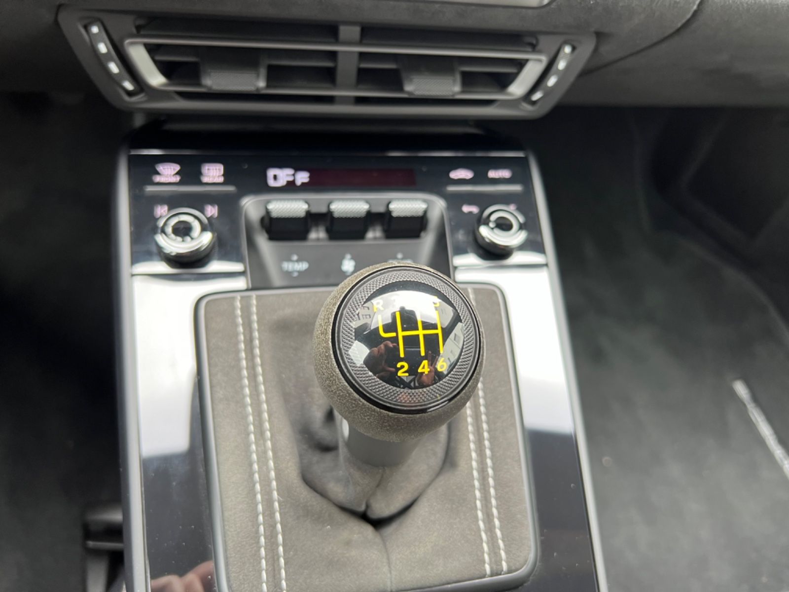 Porsche 911 GT3 - Samsaru's Car Outlet