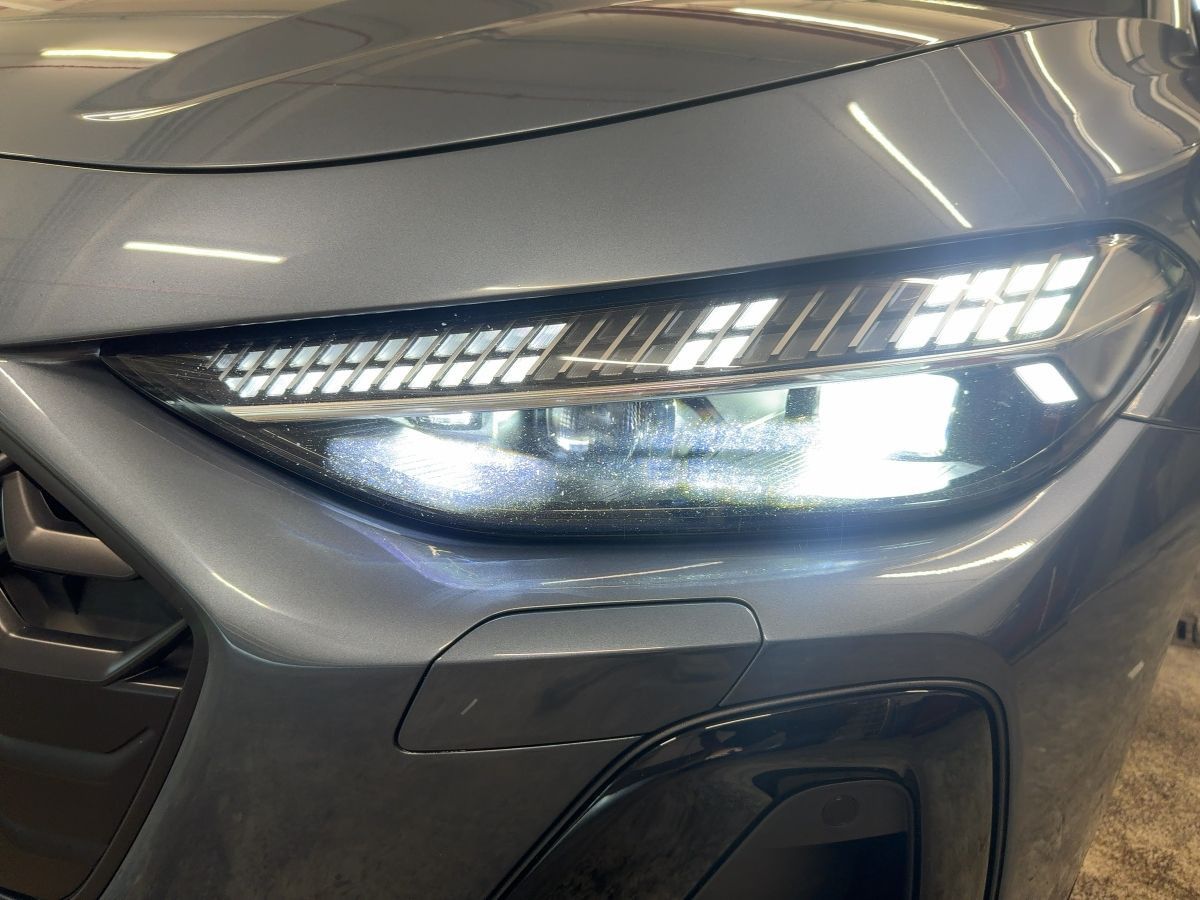 Audi A5 Avant TFSI quattro S tronic 2xS LINE/PANO/AHK