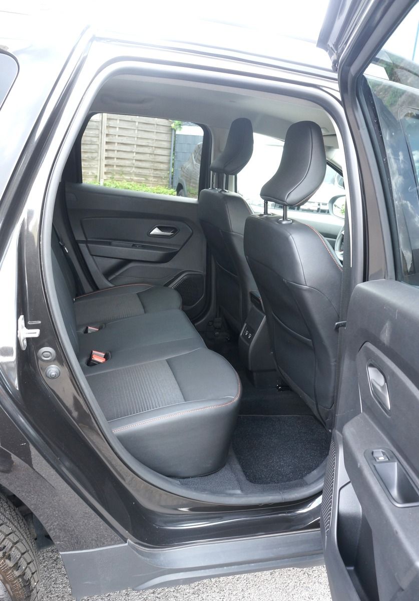 Dacia Duster TCe150AUTOM*Extreme+ - Samsaru's Car Outlet