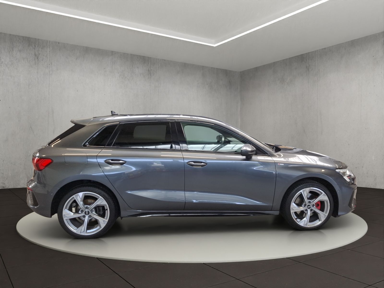 Audi A3 Sportback TFSI e S line - Samsaru's Car Outlet