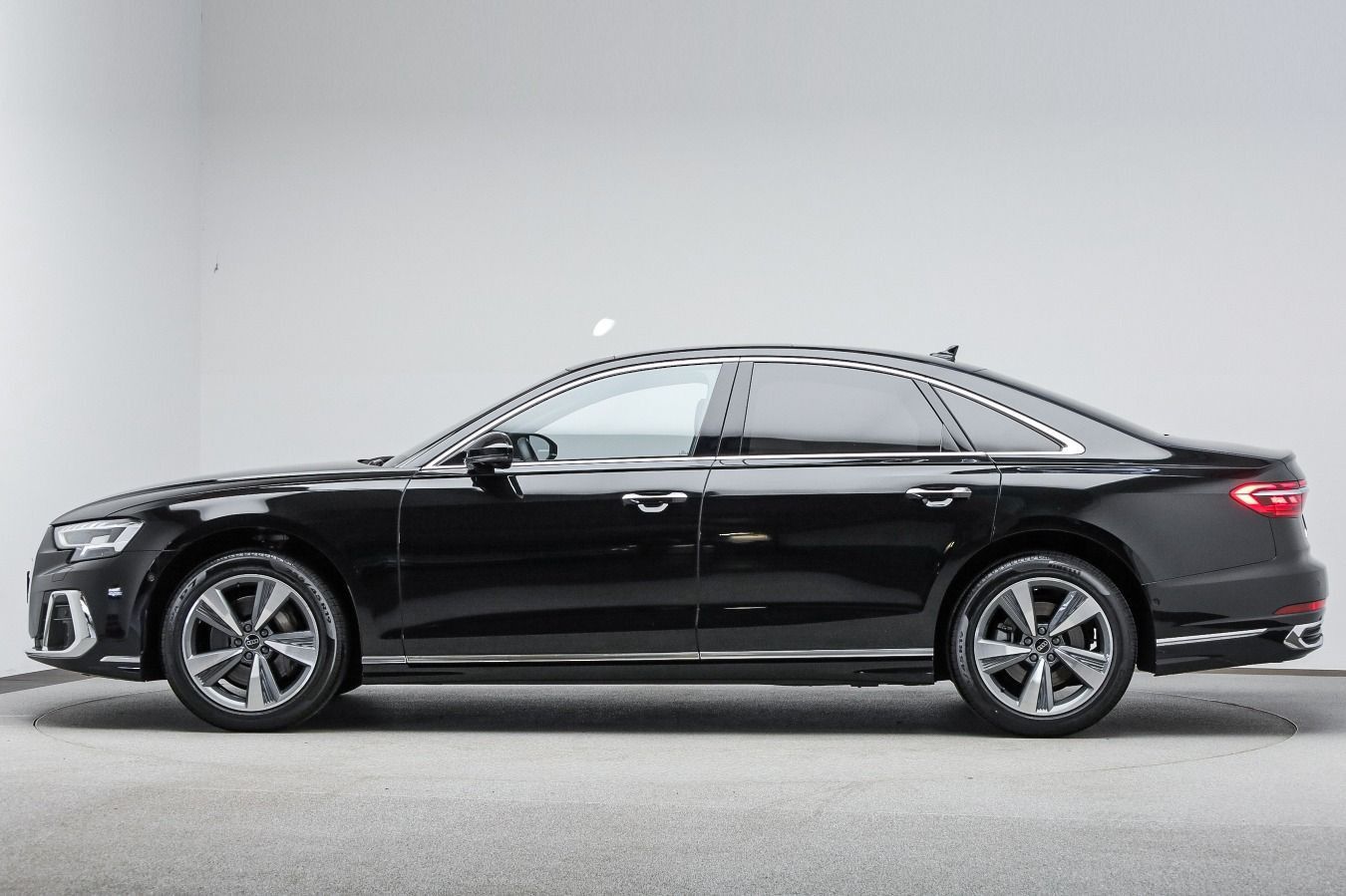 Audi A8 50 TDI quattro - Samsaru's Car Outlet