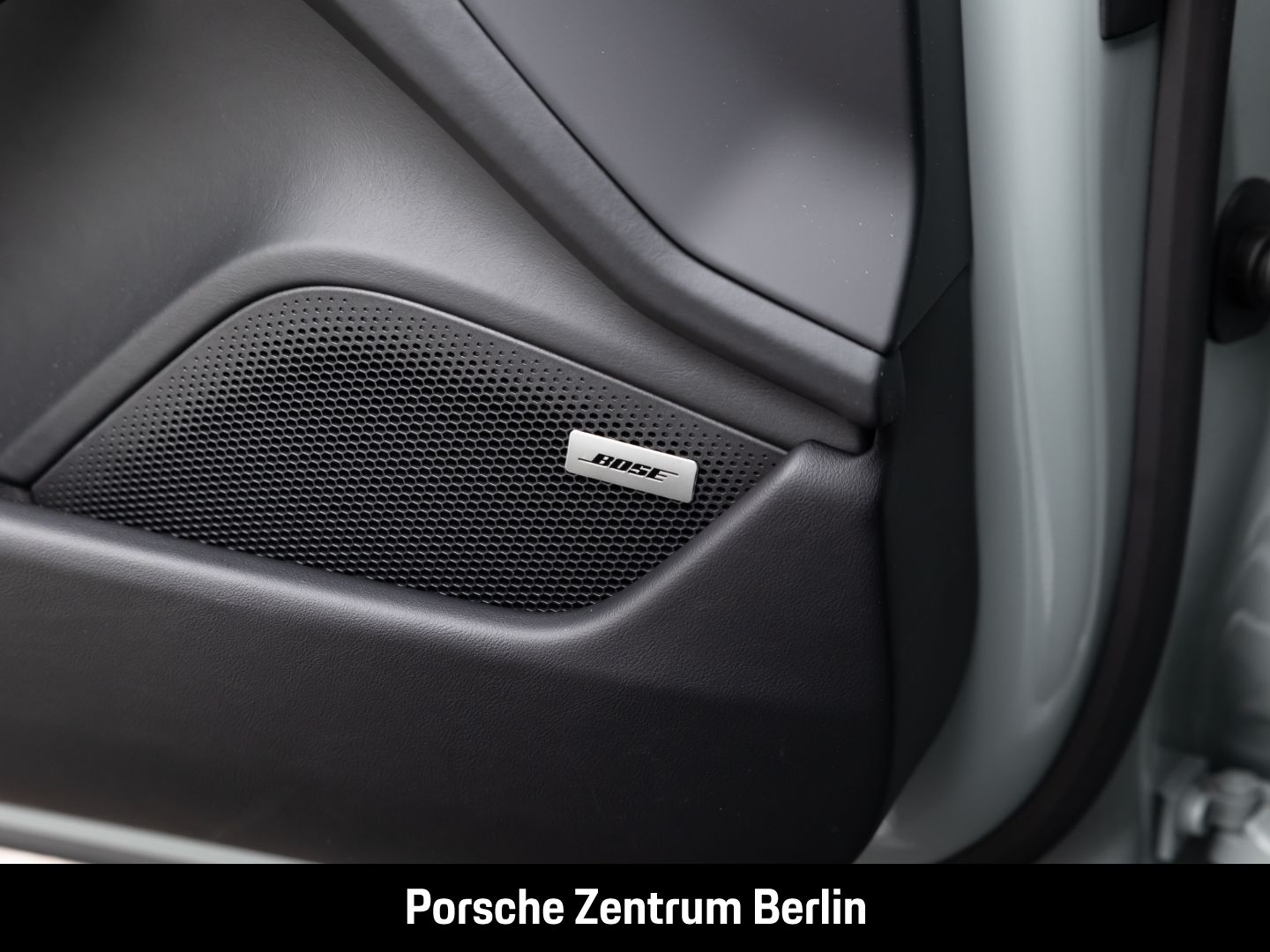 Porsche Taycan 4S Cross Turismo Clubleder Head-Up 21-Zol