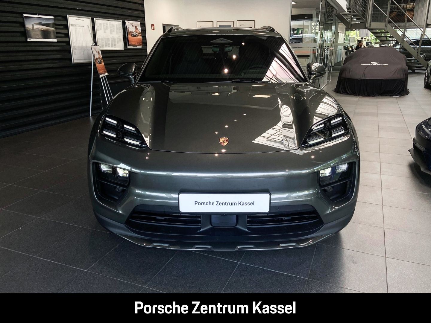 Porsche Macan Electric 4 Matrix LED