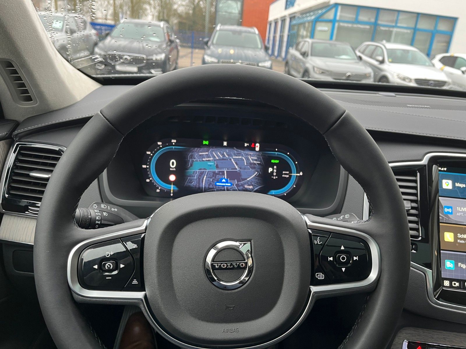 Volvo XC90 T8 Ultra Dark Plug-In AWD - Samsaru's Car Outlet