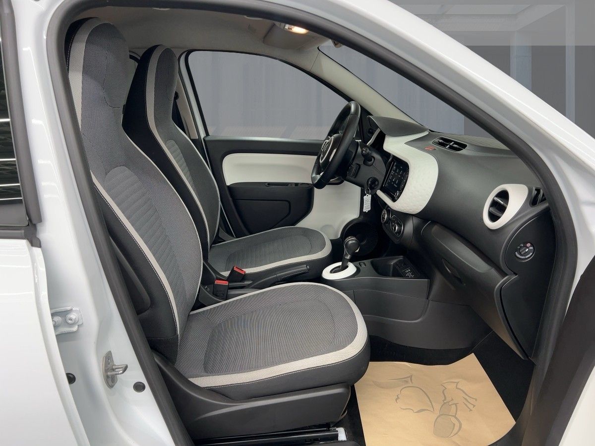 Renault Twingo ZEN ELECTRIC - Samsaru's Car Outlet