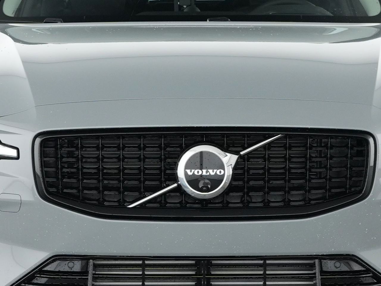 Volvo V60 T8 Ultra Dark Recharge Plug-In Hybrid AWD