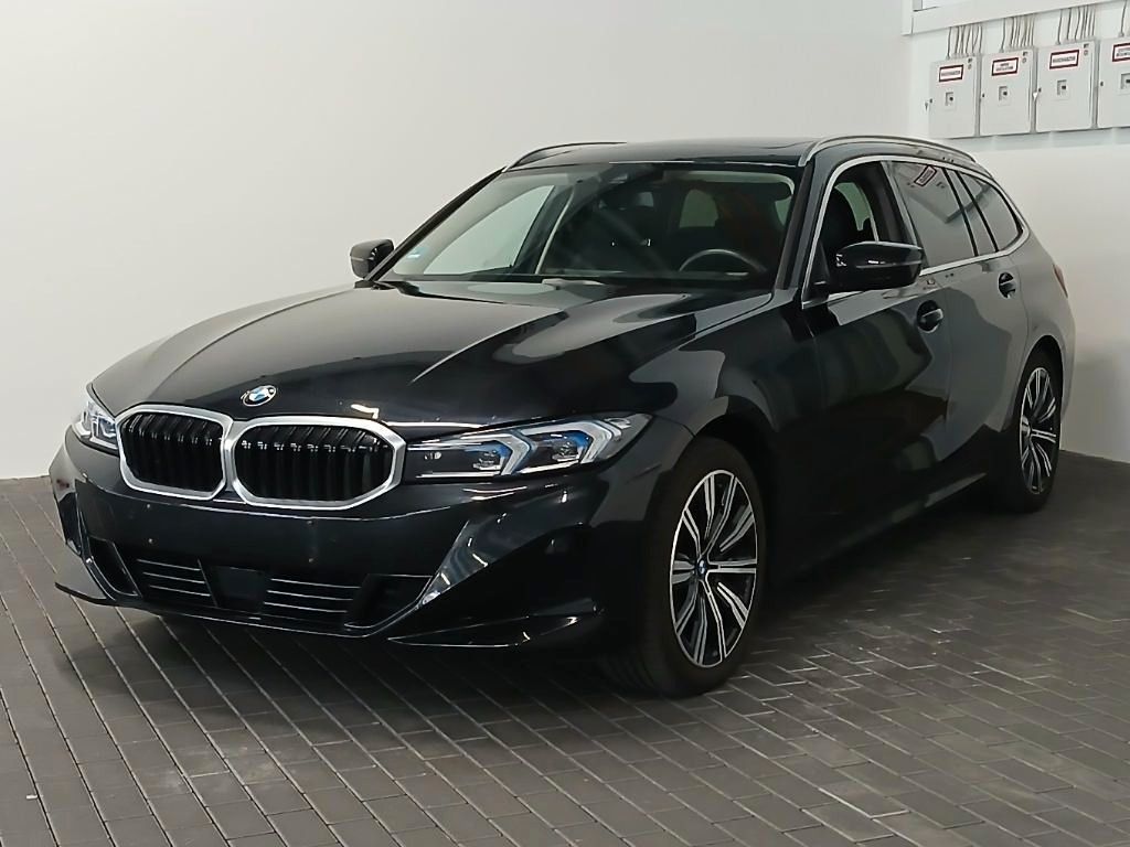 BMW 320d Touring xDrive - Samsaru's Car Outlet