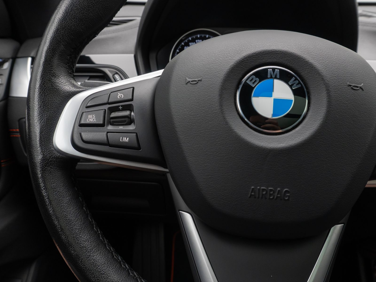 BMW X1 xD20i Sport Line - Samsaru's Car Outlet