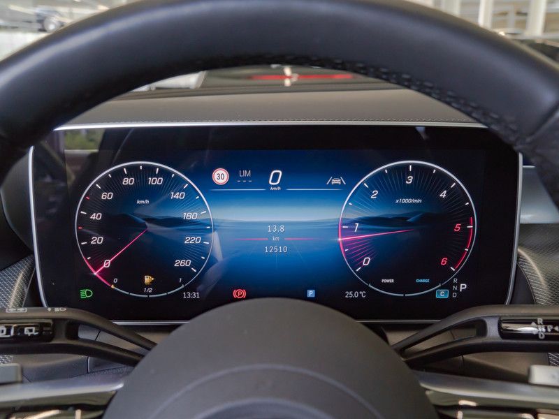 Mercedes-Benz GLC 300 d 4M AMG-Sport/Pano/AHK/Night/Distr/20'