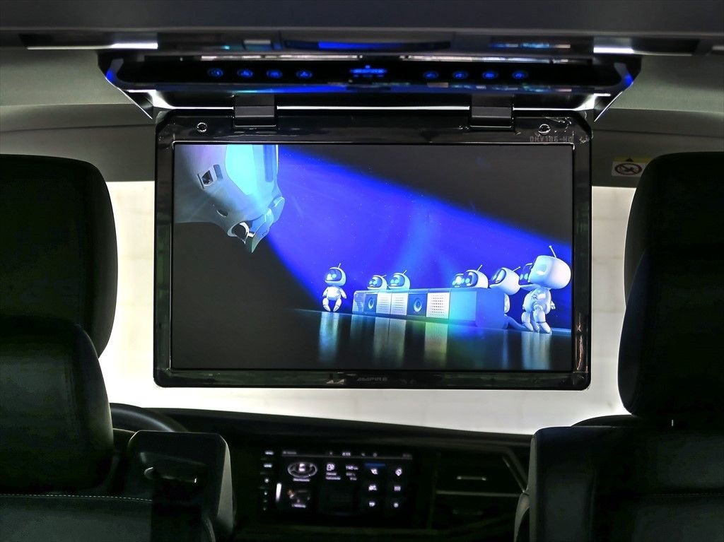 Volkswagen T6.1 Highline DSG 4MOTION - Samsaru's Car Outlet