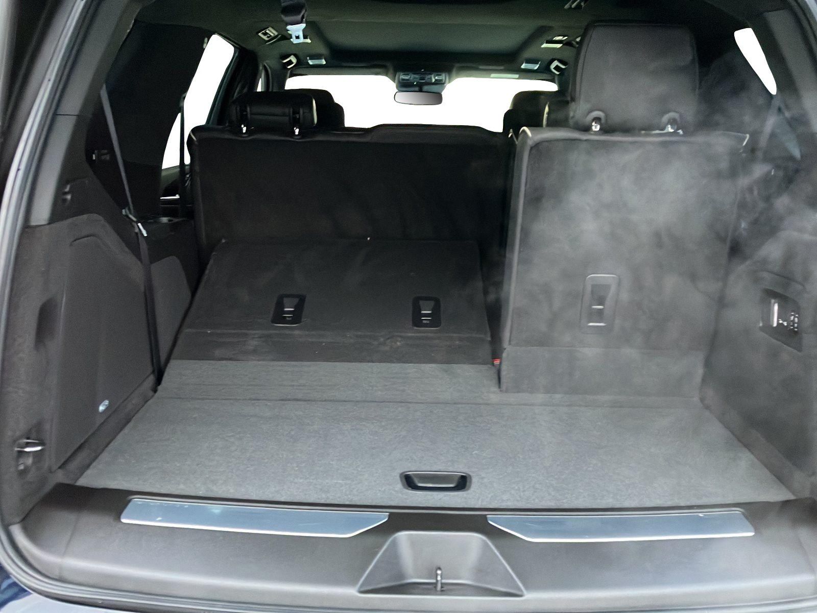 Cadillac Escalade Sport Platinum AWD *Voll*