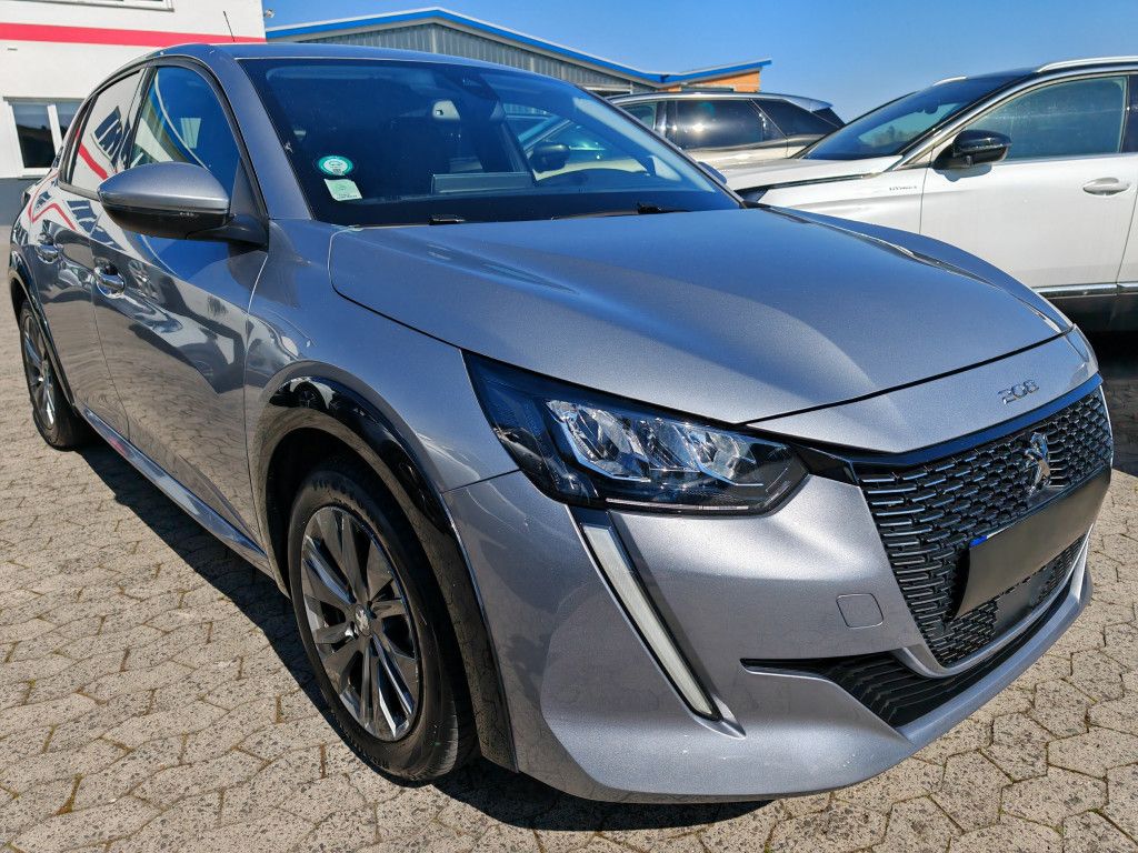 Peugeot 208 ELEKTRO ALLURE - Samsaru's Car Outlet