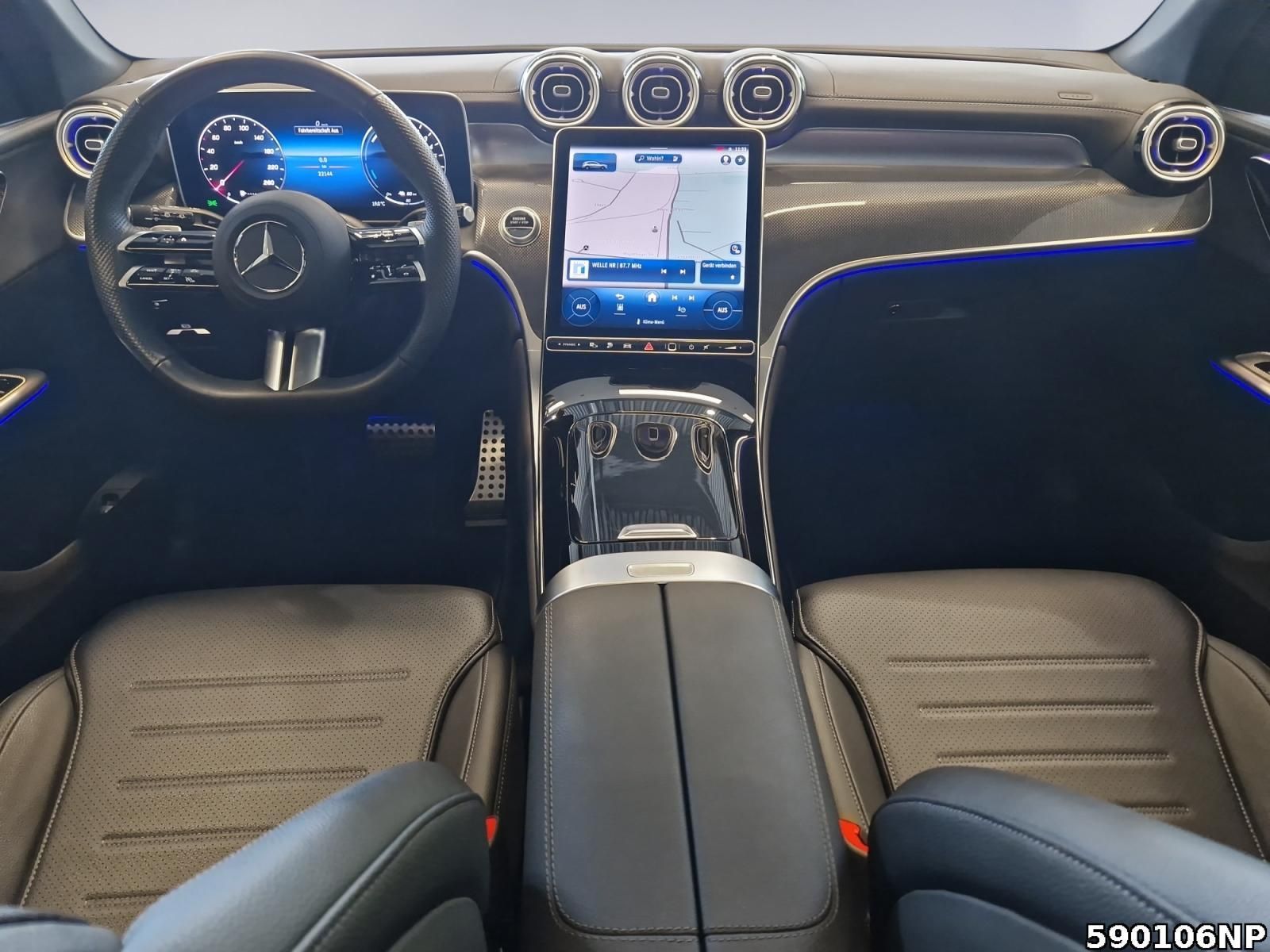 Mercedes-Benz GLC 300 e 4M AMG  Night Pano AHK Memory DISTRON