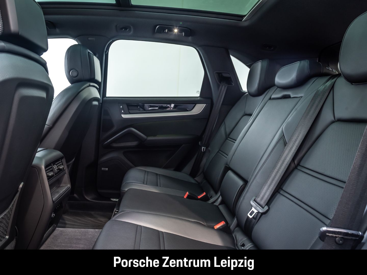 Porsche Cayenne E-Hybrid Sportabgas HeadUp Massage ACC
