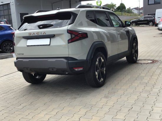 Dacia Duster TCe 130 Extreme - Samsaru's Car Outlet