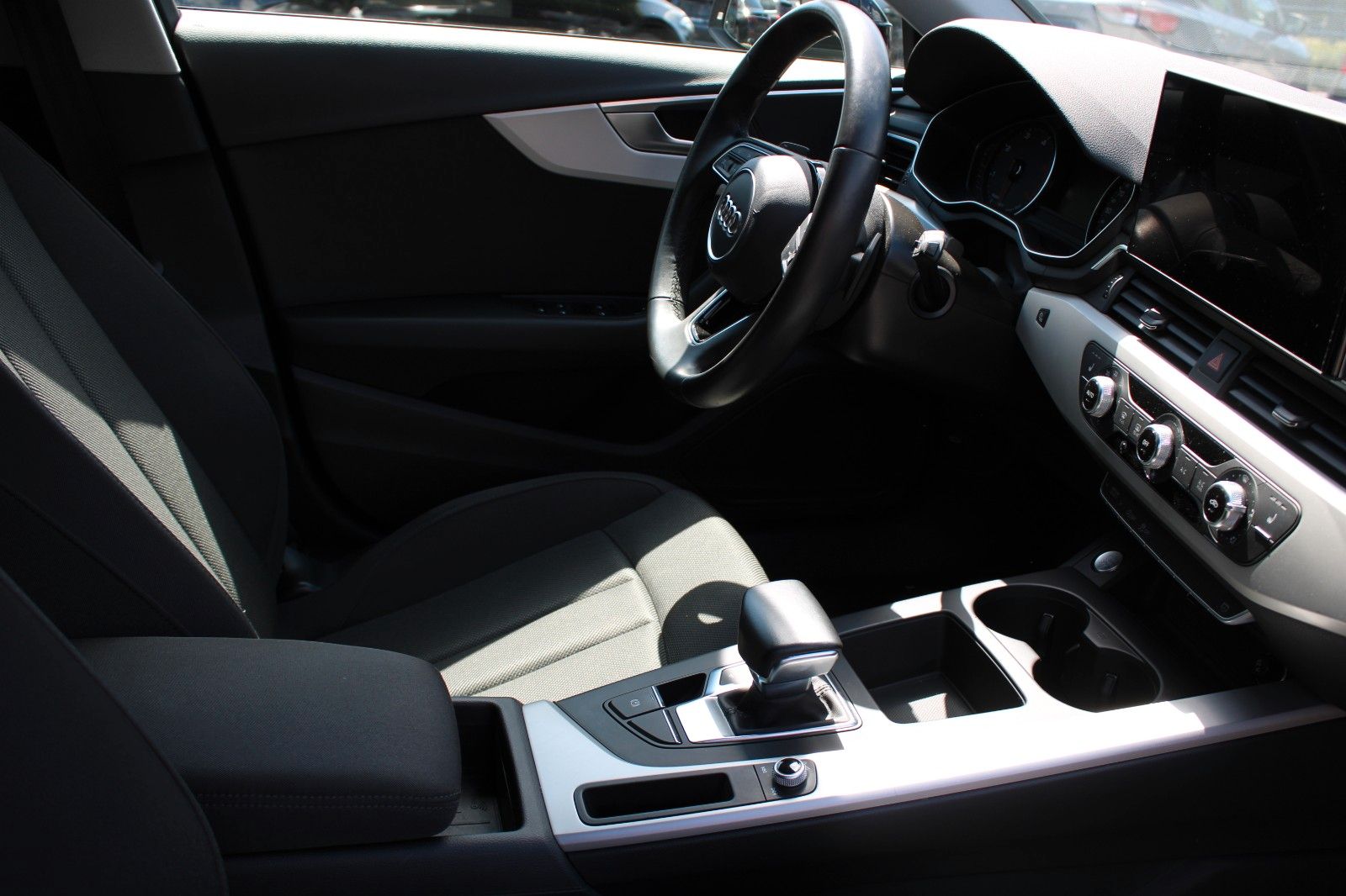Audi A4 Avant 40 TDI - Samsaru's Car Outlet
