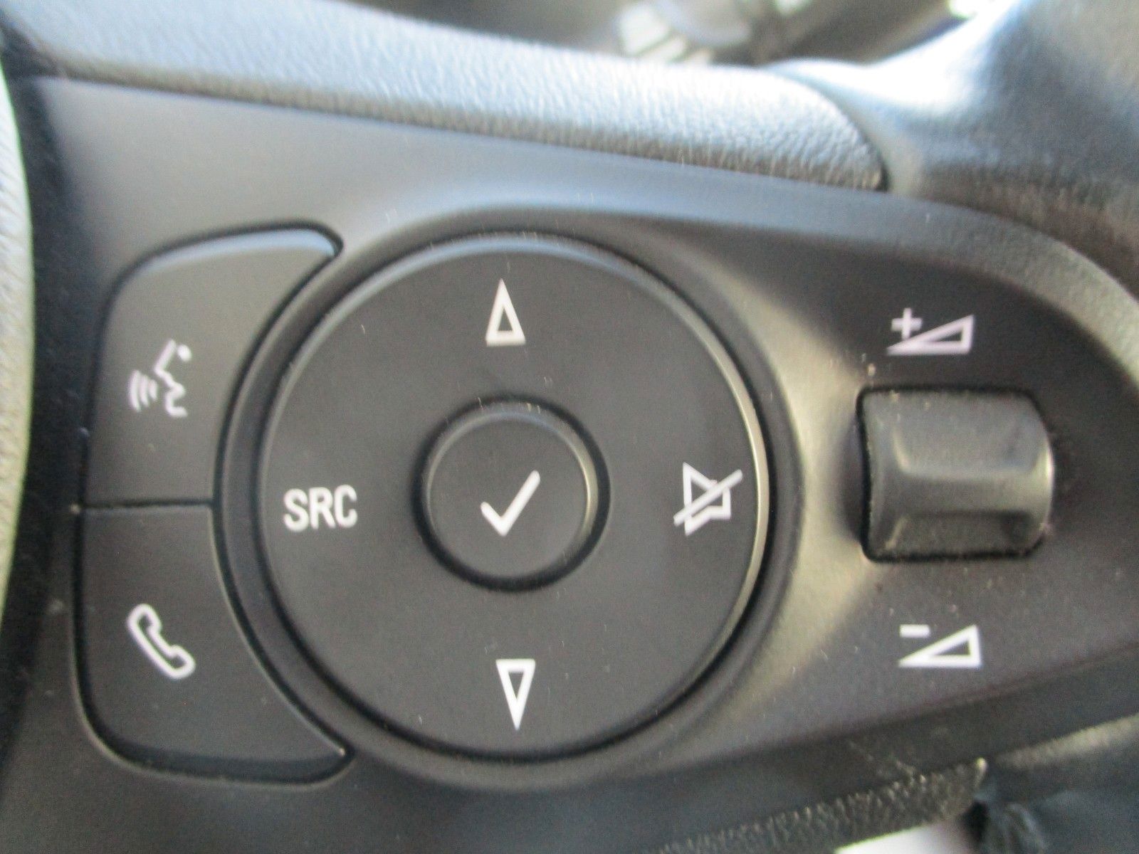 Opel Corsa F e Ultimate - Samsaru's Car Outlet