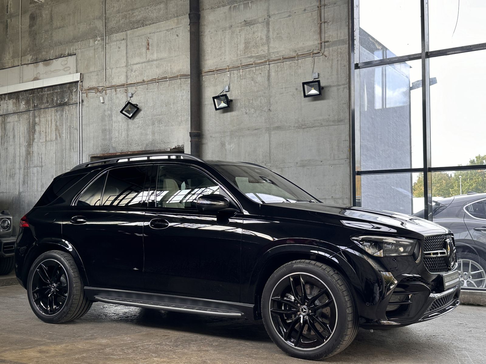 Mercedes-Benz GLE 450 D AMG Night designo LED Pano Standheizu.