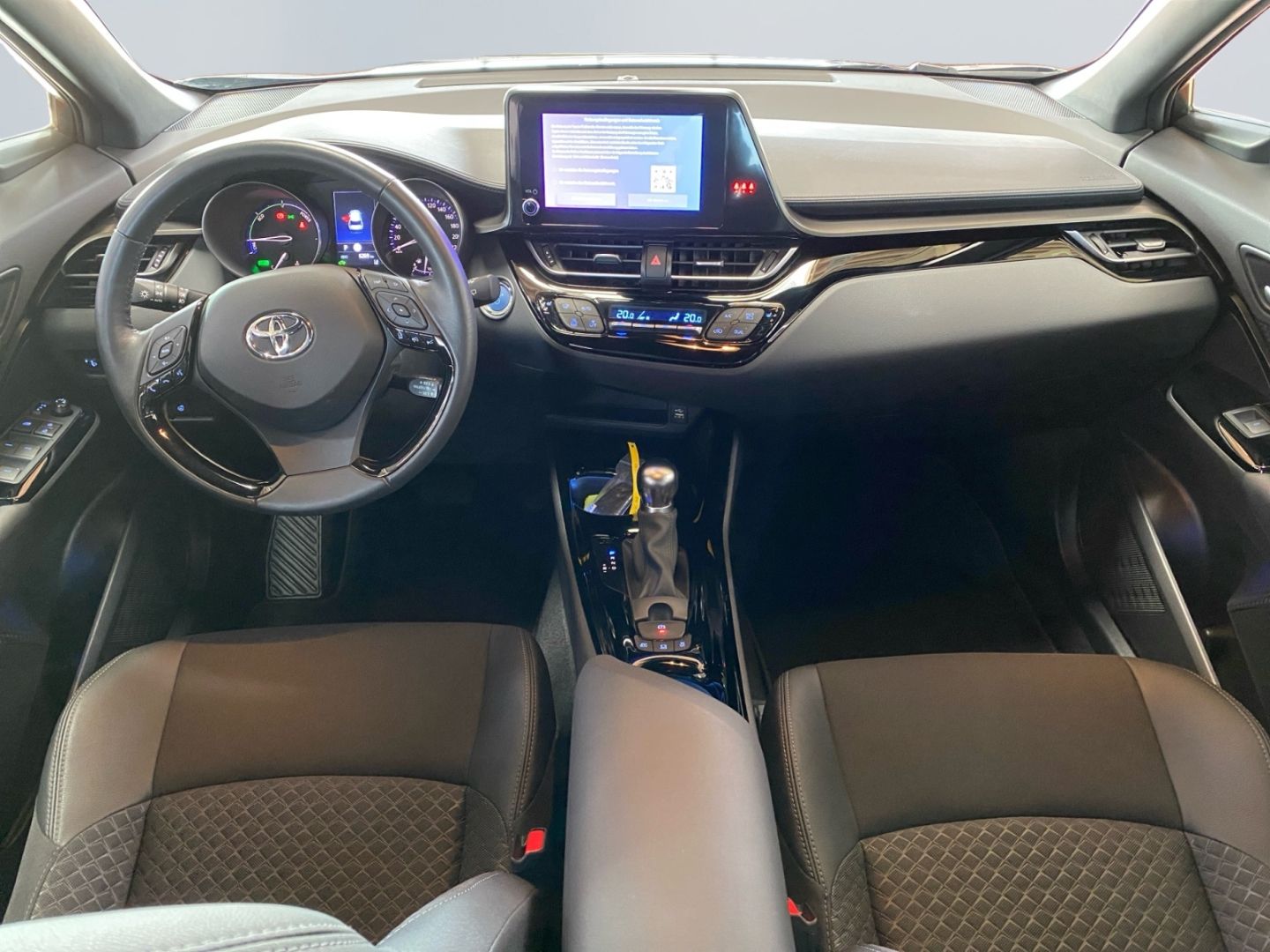 Toyota C-HR 2.0 Hybrid Team D *LED*ACC*CarPlay*CAM*SHZ*