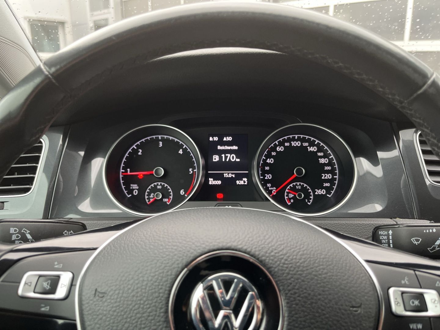 Volkswagen Golf Variant Comfortline 2.0 TDI - Samsaru's Car Outlet