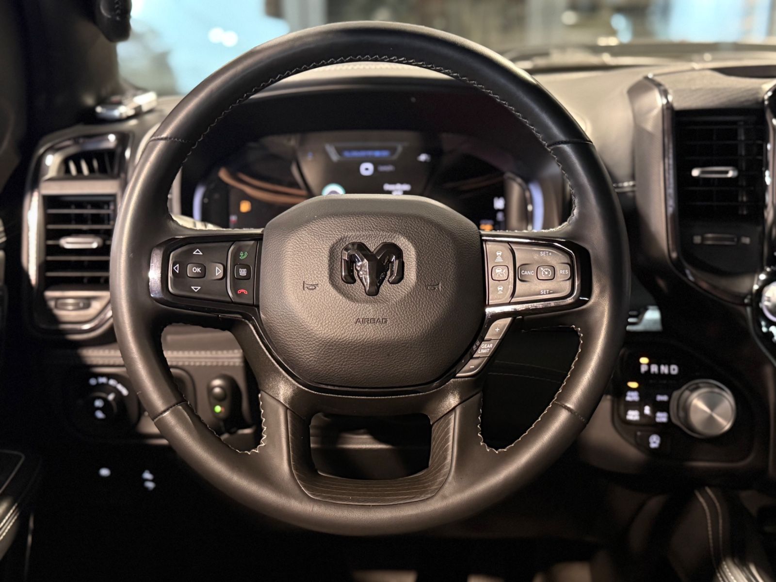 Dodge RAM 1500 5.7 LIMITED/NIGHT/VIRTUAL/FACELIFT/19%/