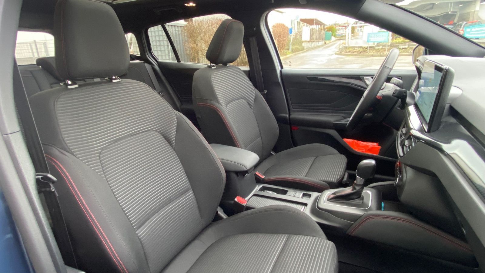 Ford Focus Turnier ST-Line X, Styling*PANO*Matrix-LED