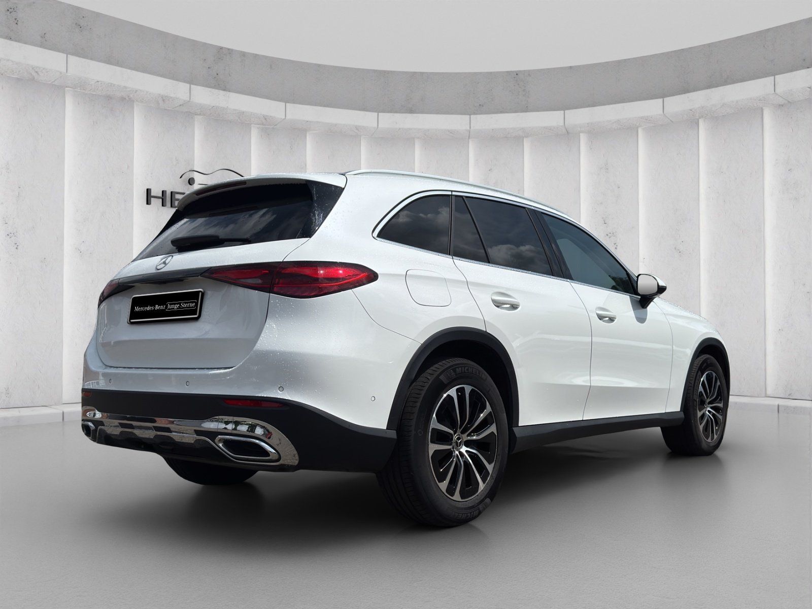 Mercedes-Benz GLC 200 Avantgarde 4M - Samsaru's Car Outlet