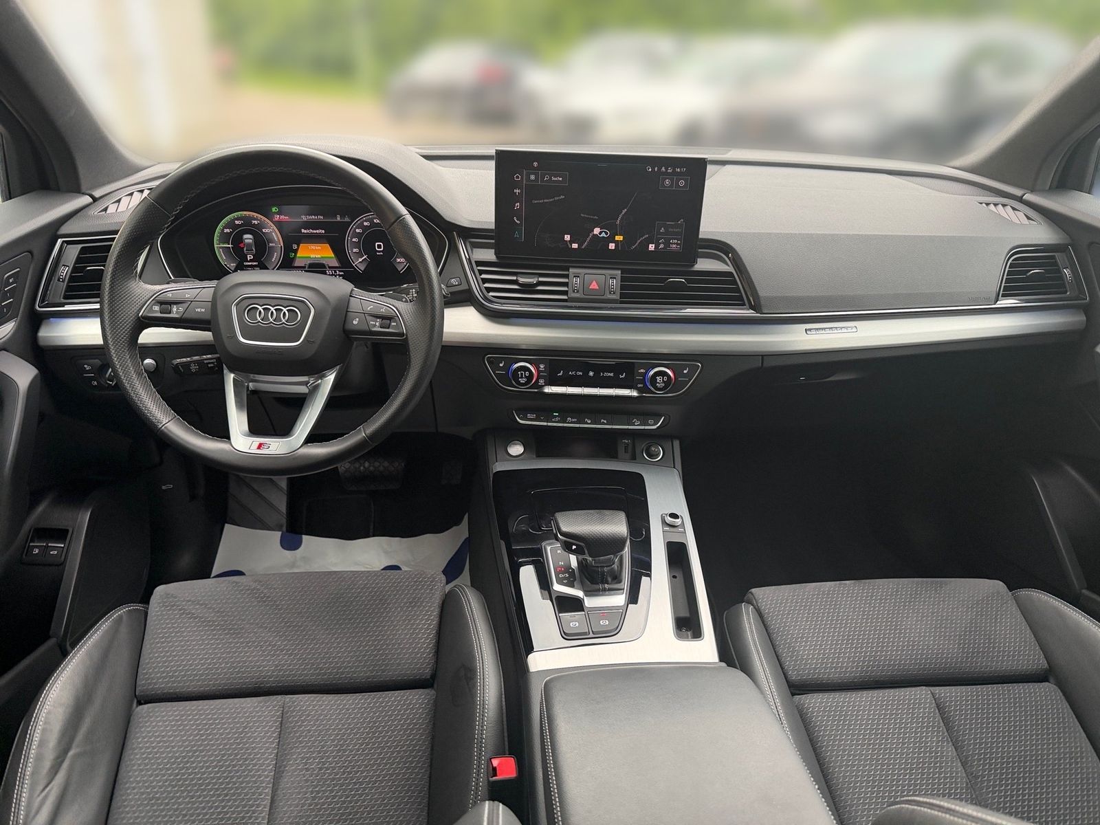 Audi Q5 quattro S line *HUD*AHK*BLACKSTYLE*PANO*4x SH