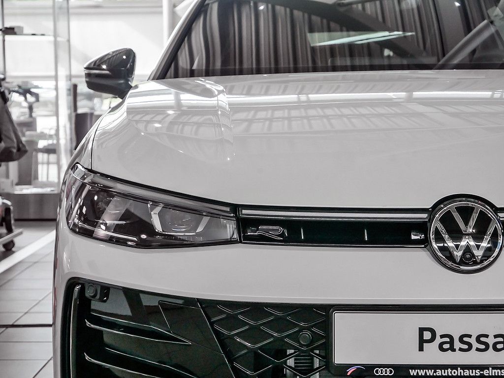 Volkswagen Passat R-Line 2.0 TDI DSG R-Line PANO AHK MATRIX