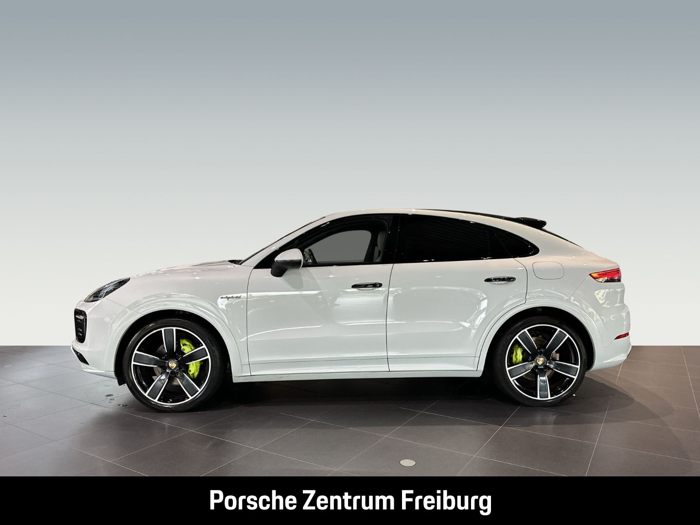 Porsche Cayenne E-Hybrid Coupe Platinum Edition Head-Up