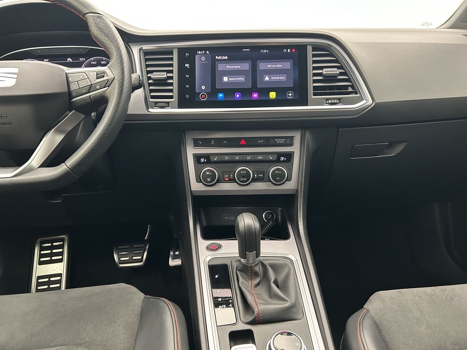 Seat Ateca FR 2.0 TDI DSG*NAVI*AHK*KAM*SHZ*ACC*LED*