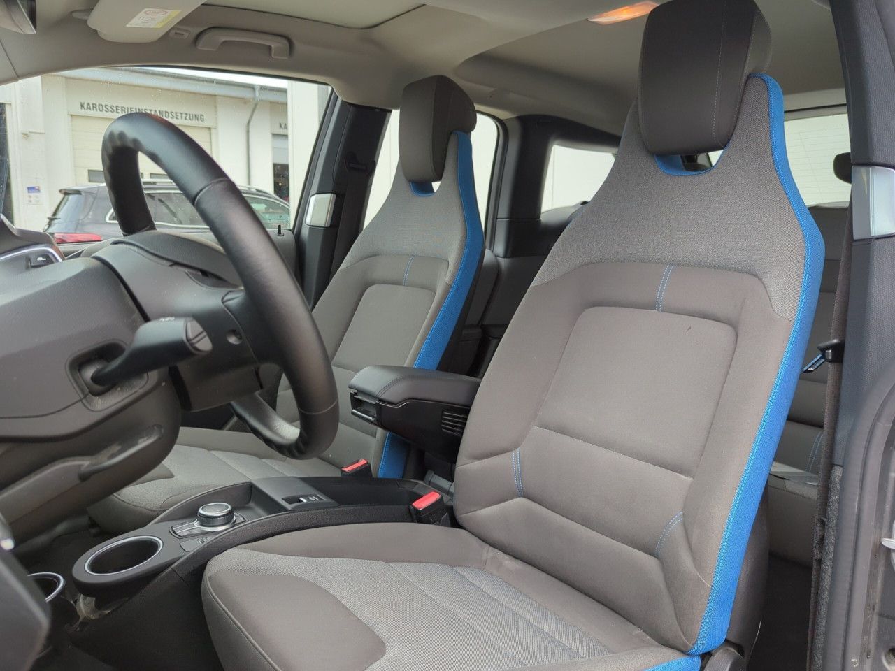 BMW i3 120Ah - Samsaru's Car Outlet