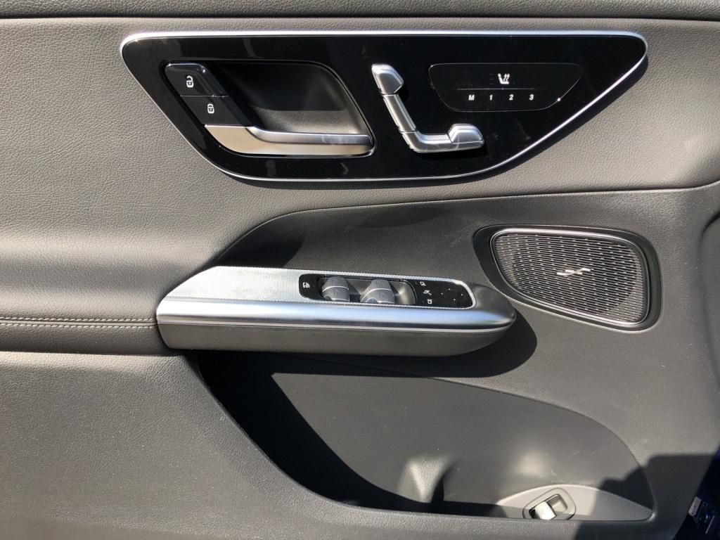 Mercedes-Benz GLC 220 d 4MATIC +MBUX+Pano+AHK+SpurW+W-Paket+LM