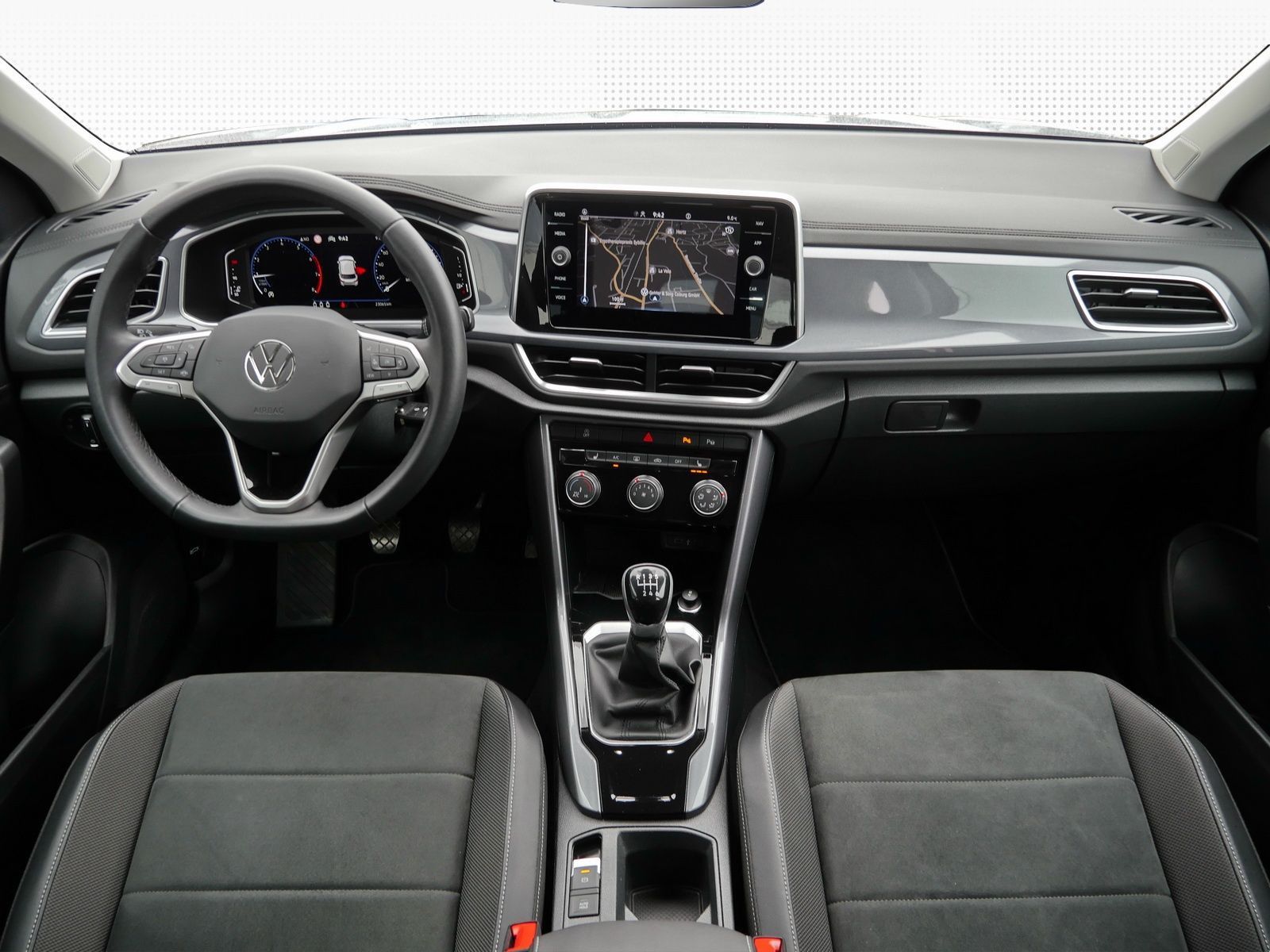 Volkswagen T-Roc Style 1.0 TSI - Samsaru's Car Outlet