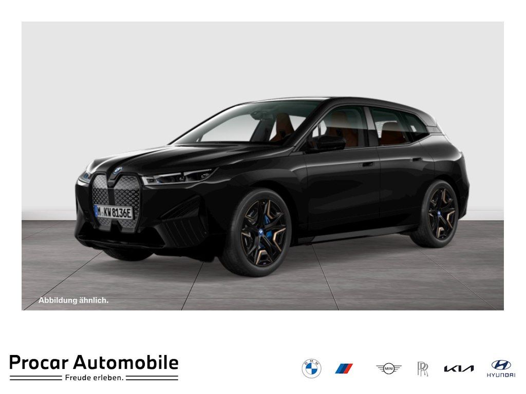 BMW iX xDrive40 M Sport DA Prof PA Prof Pano AHK H/K