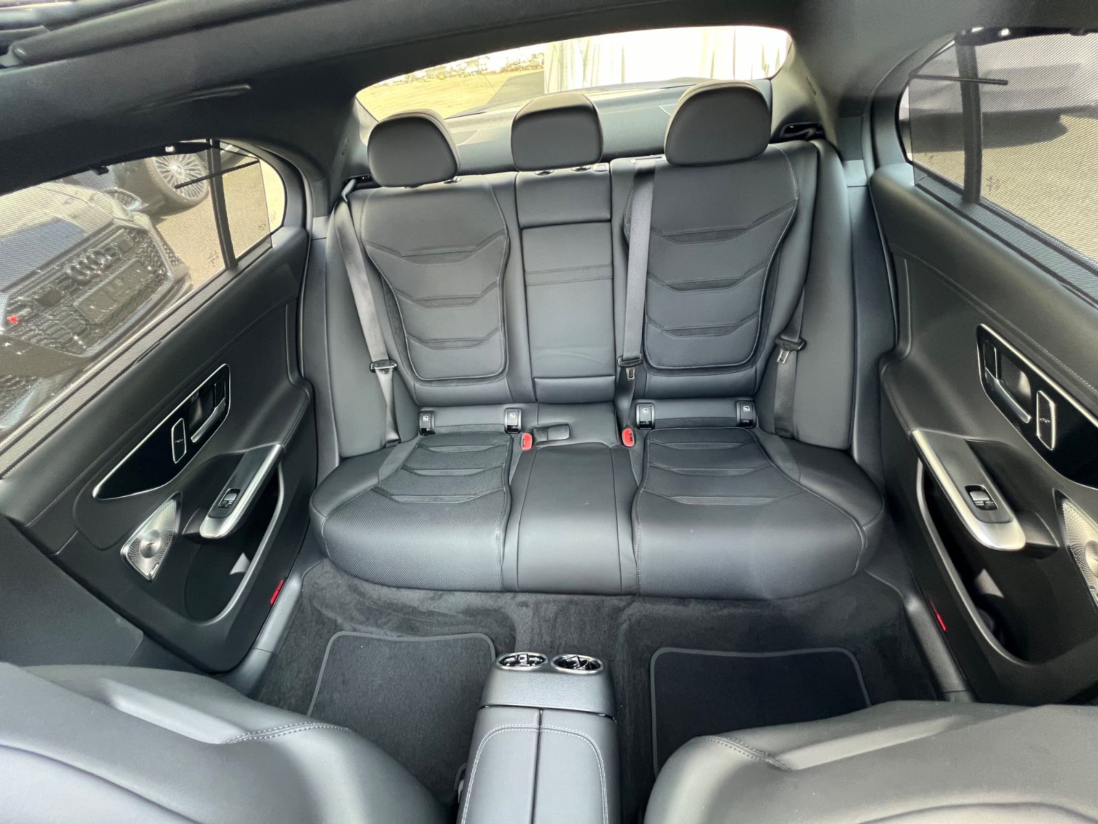 Mercedes-Benz C 63 S AMG - Samsaru's Car Outlet