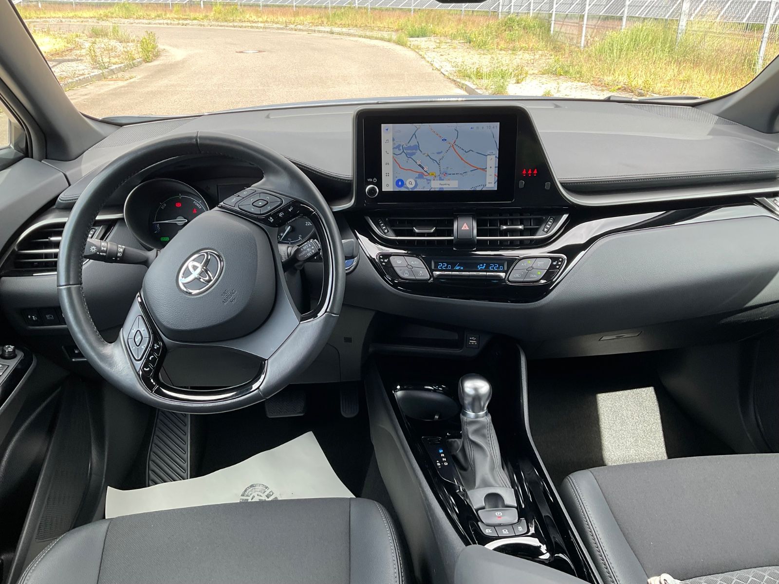 Toyota C-HR Hybrid - Samsaru's Car Outlet