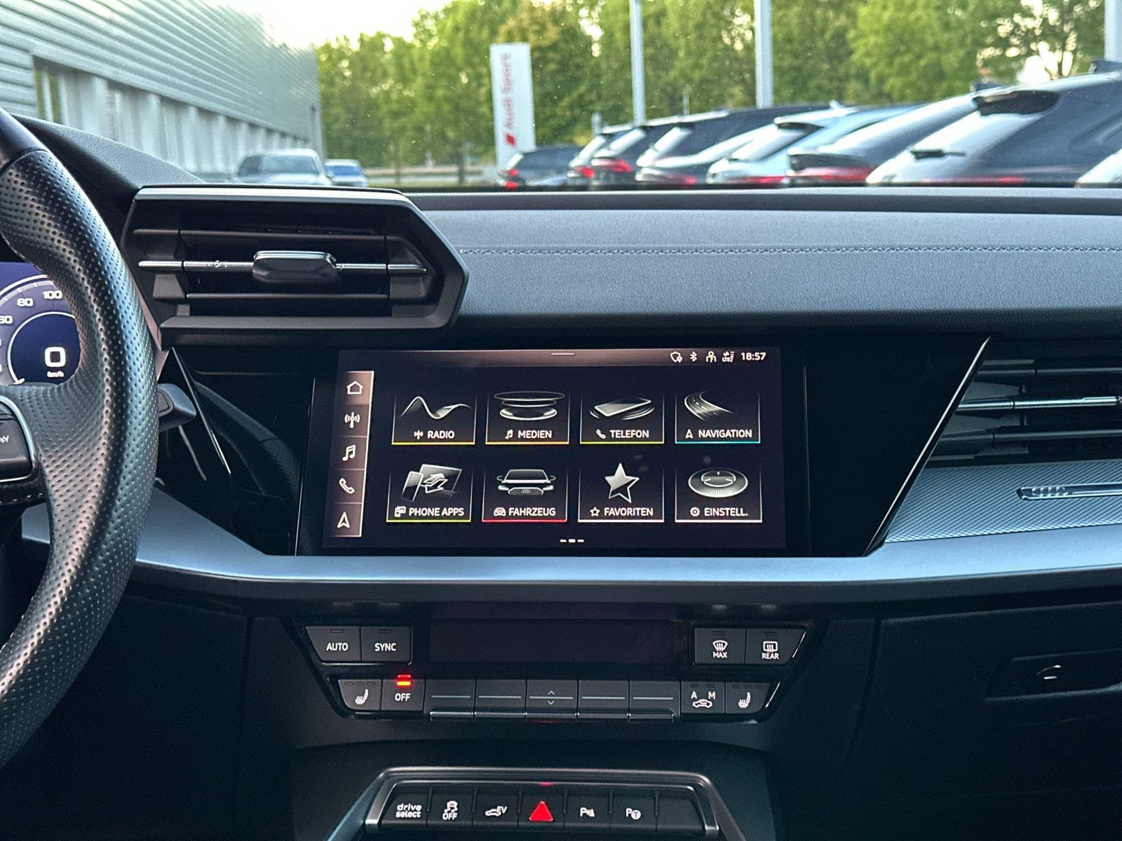 Audi A3 Sportback 40 TFSIe *Matrix*HuD*Business*