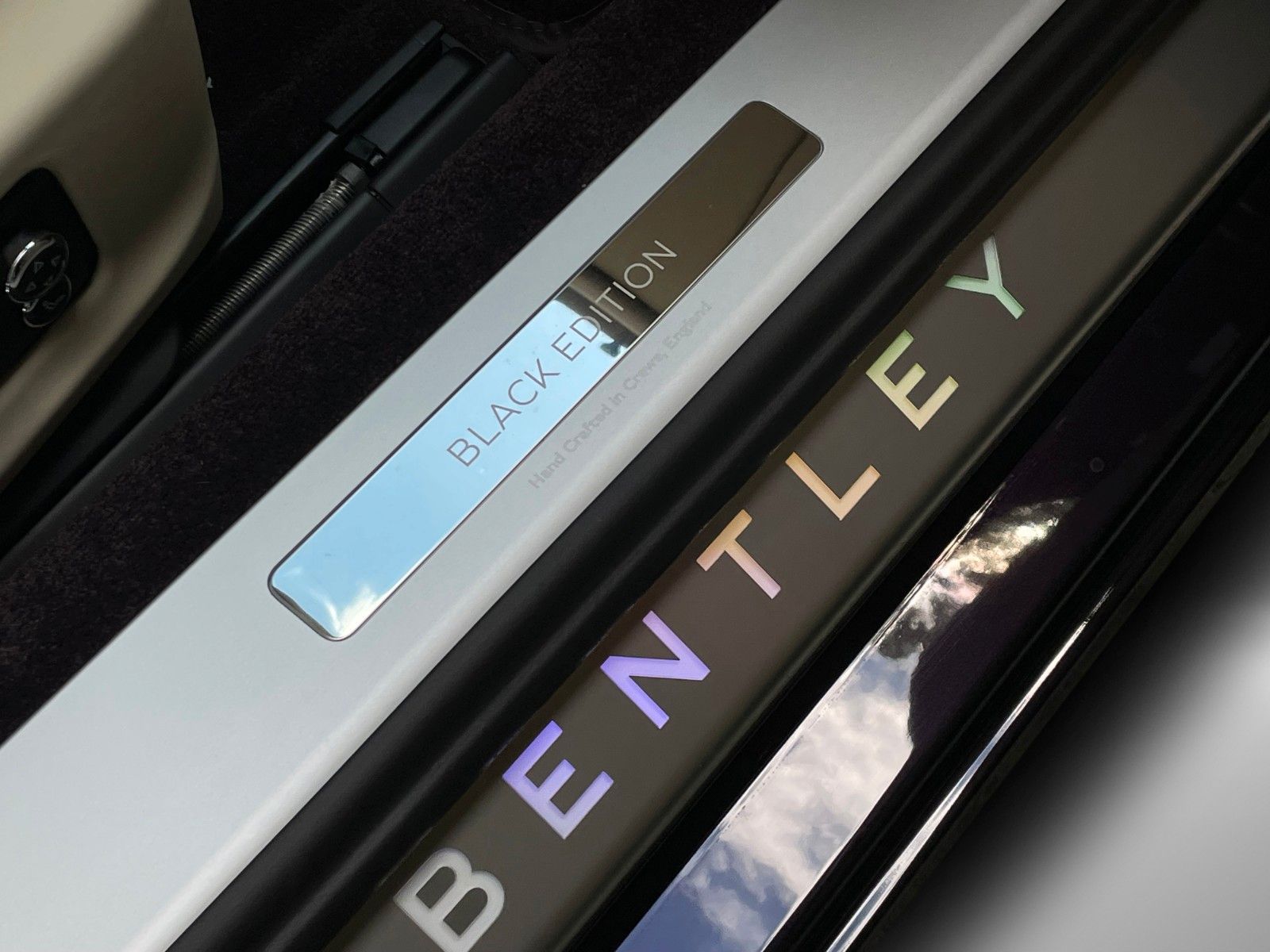 Bentley Continental GTC - Black Edition/Massage/Naim