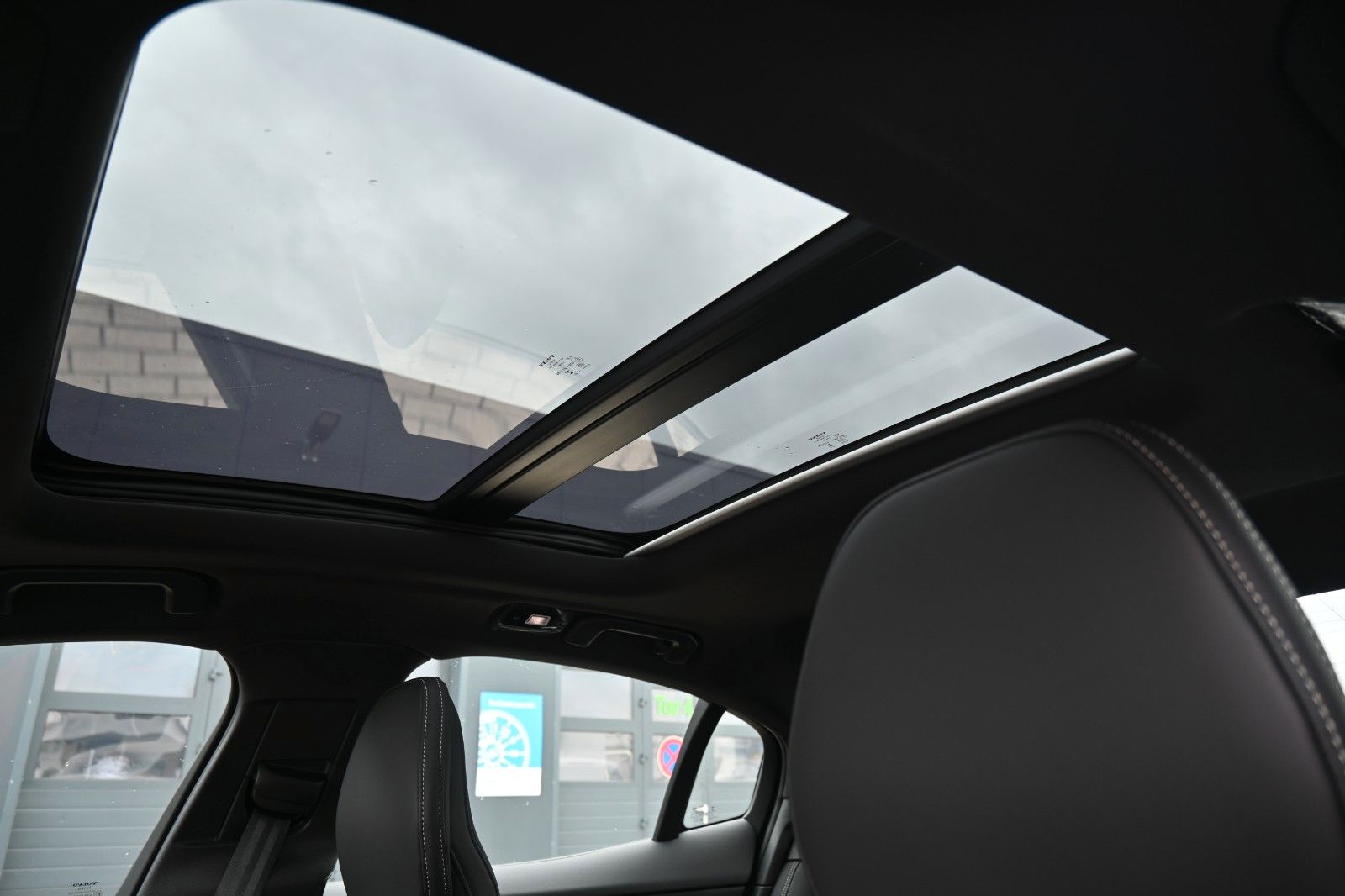 Volvo S60 B4 Benzin Plus Dark'STHZG*360°*PANO*