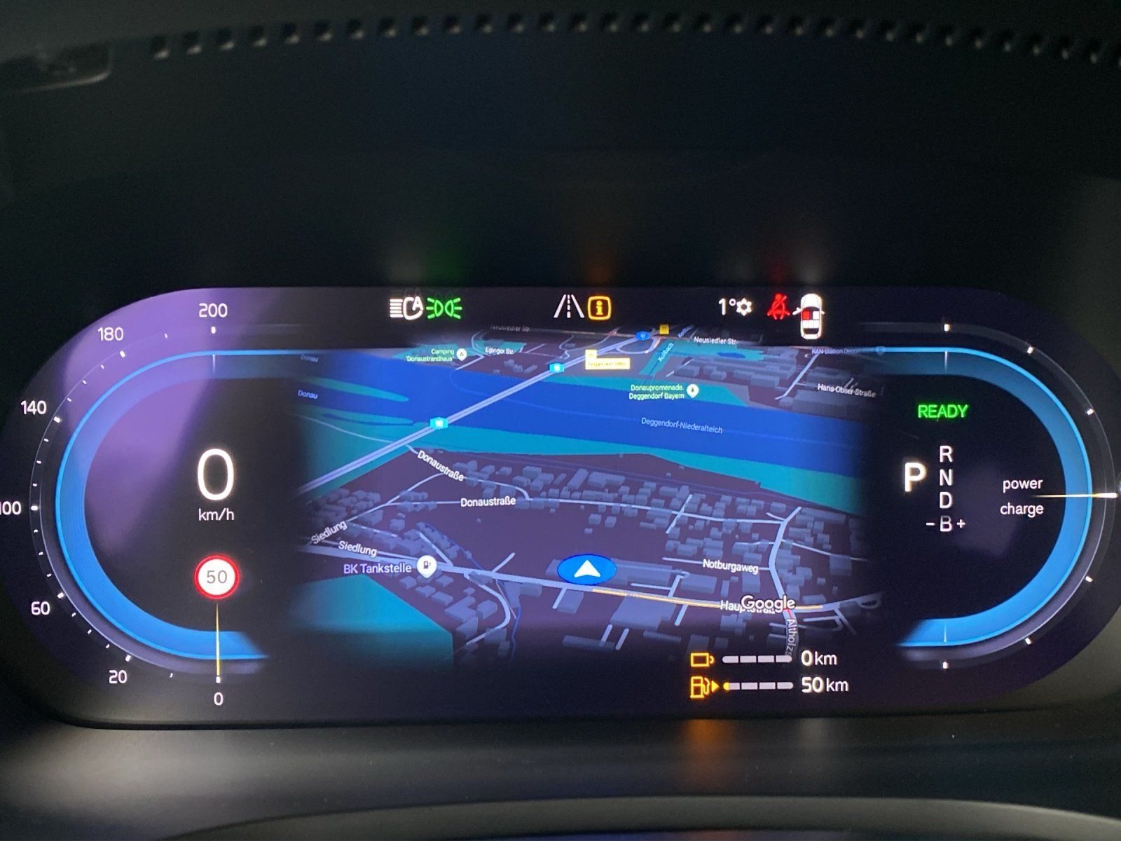 Volvo V60 Kombi T8 Twin Engine AWD*AHK*4xSHZ*WiPa*